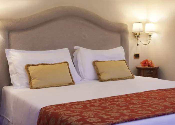 Al Ponte Dei Sospiri Otel 4*