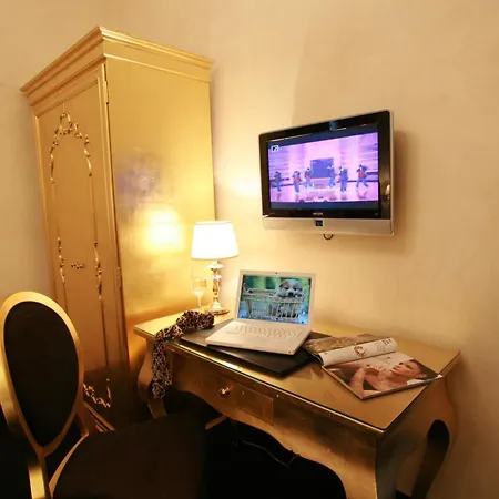 Al Ponte Dei Sospiri 4*