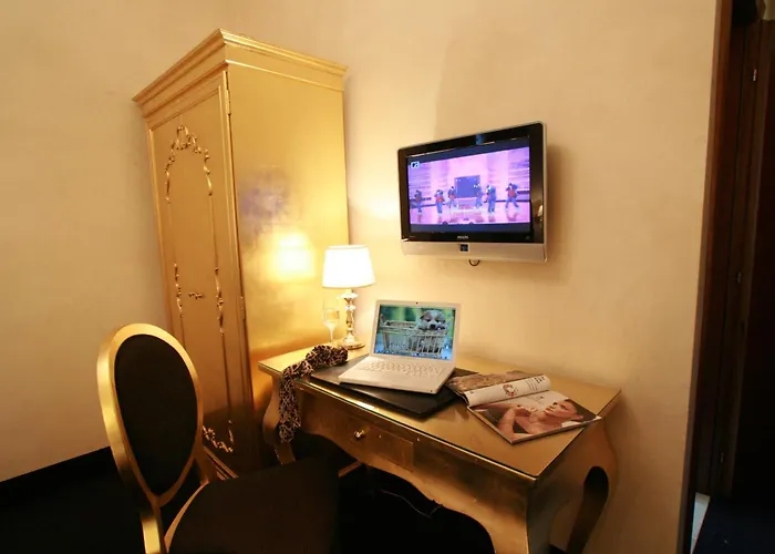 Al Ponte Dei Sospiri 4*