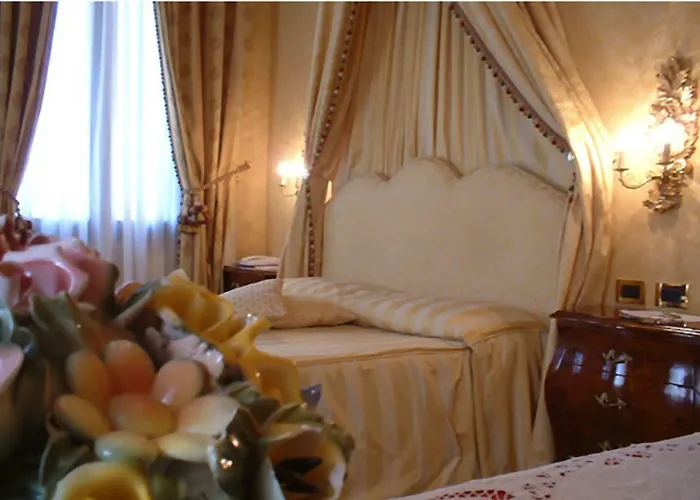 Al Ponte Dei Sospiri Hotel 4*