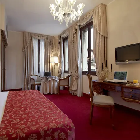 Al Ponte Dei Sospiri