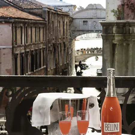 Hotel Al Ponte Dei Sospiri