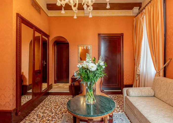 Al Ponte Dei Sospiri 4*