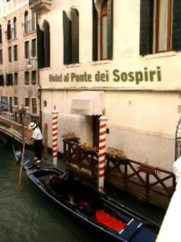 Al Ponte Dei Sospiri 4* Wenecja